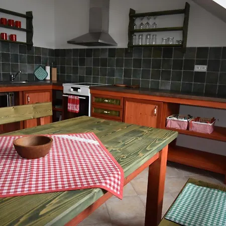Apartman Tomiva