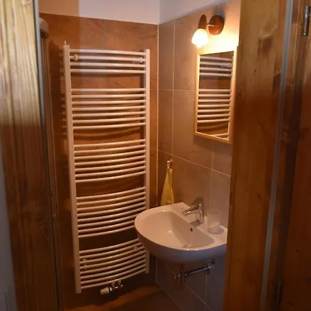 Apartman Tomiva *