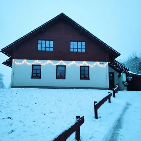Tomiva Apartament *